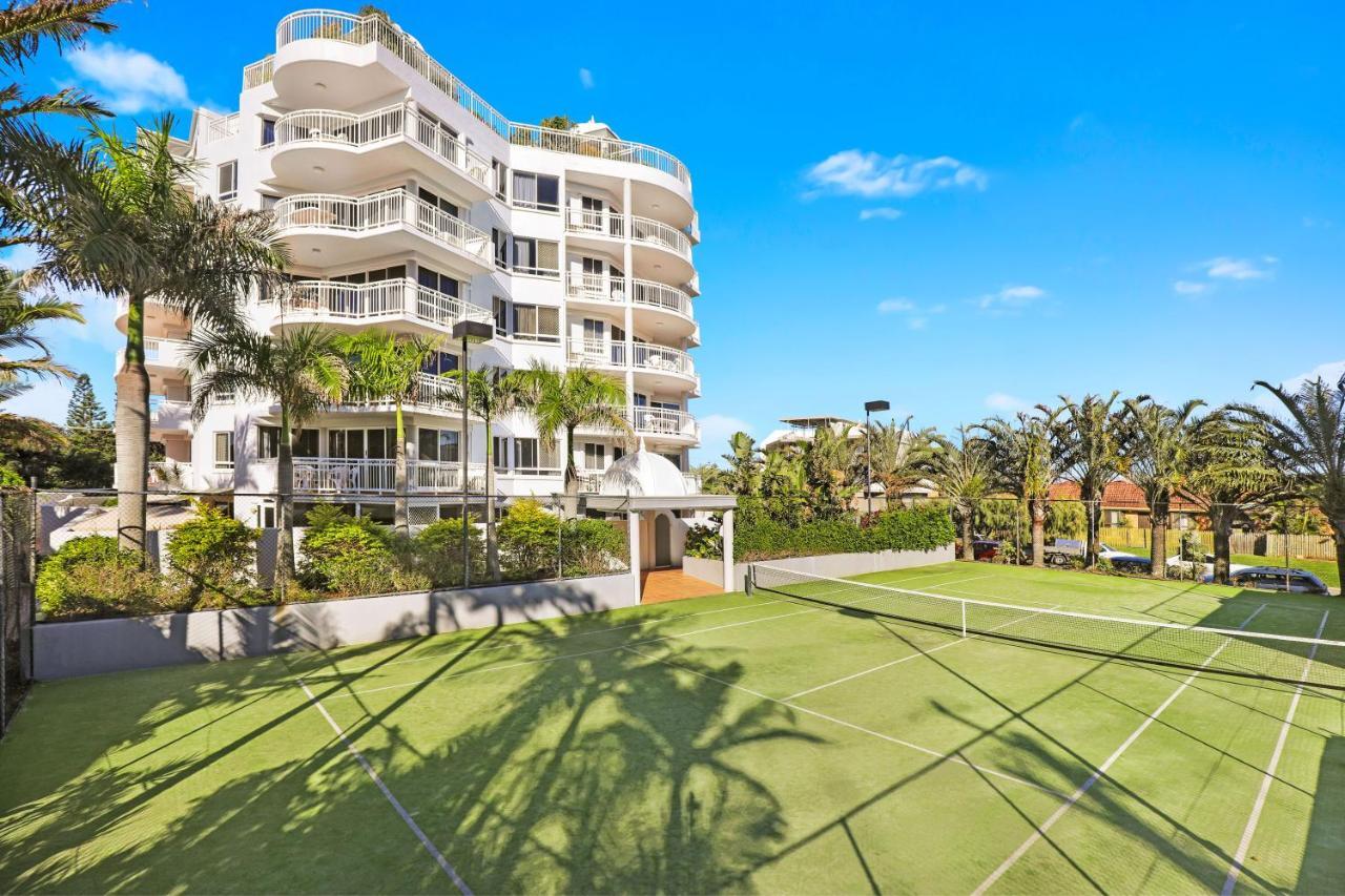 Beachside Resort Kawana Waters Buddina Exterior photo